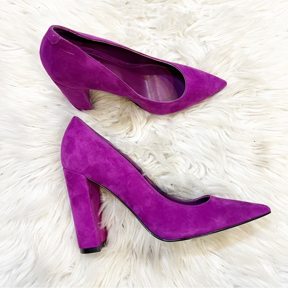 Marc Fisher LTD Magenta Suede Abilene Pointy Toe Block Heel Pumps Size 6M - Picture 4 of 9